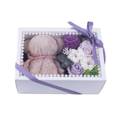 Cutie Aranjament Floral Sapun cu Ursulet din Prosop Pami